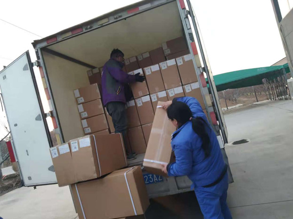 10萬(wàn)貼傳統(tǒng)黑膏藥貼牌代加工如期生產(chǎn)發(fā)貨 10萬(wàn)貼傳統(tǒng)黑膏藥貼牌代加工如期生產(chǎn)發(fā)貨